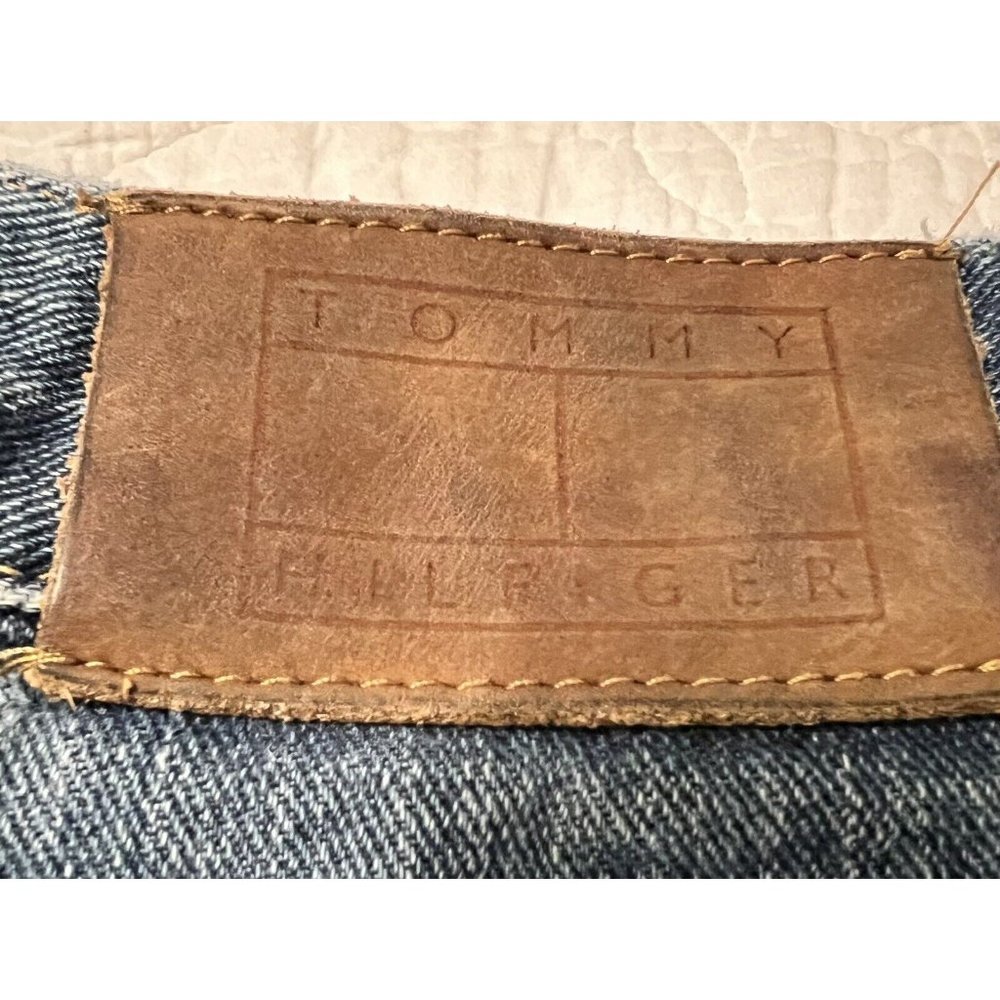Tommy Hilfiger Mens Jeans Size 32x30 Straight Leg Medium Wash Blue Denim - Picture 5 of 5
